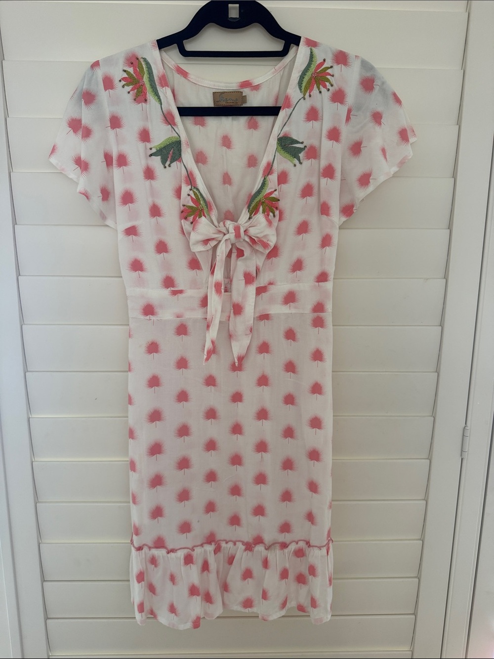 Skemo White & Pink Embroidered Tie-Front Mini Dress size small